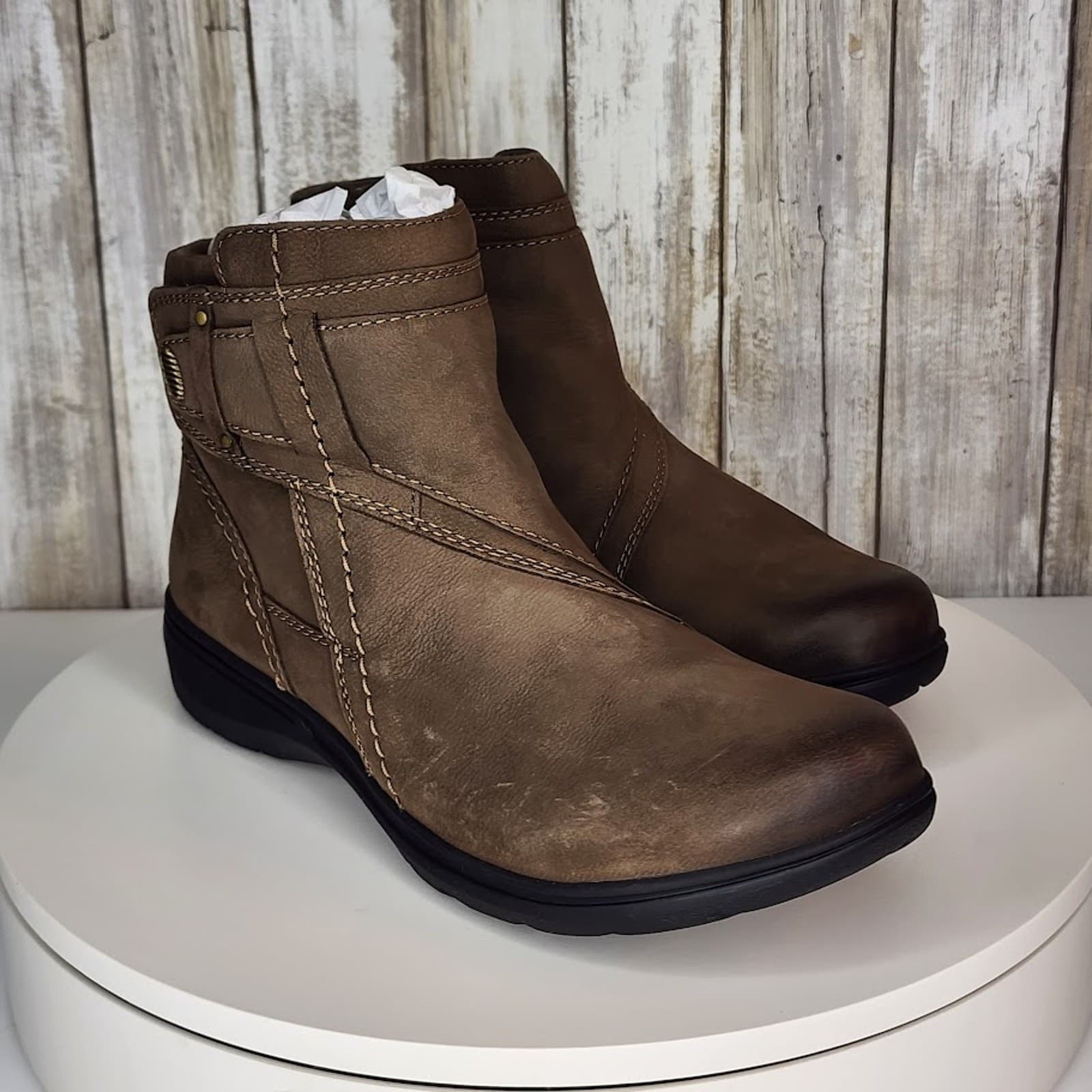 Clarks Women's Carleigh Style Mushroom Nubuck Ankle Boots - Size 7 M