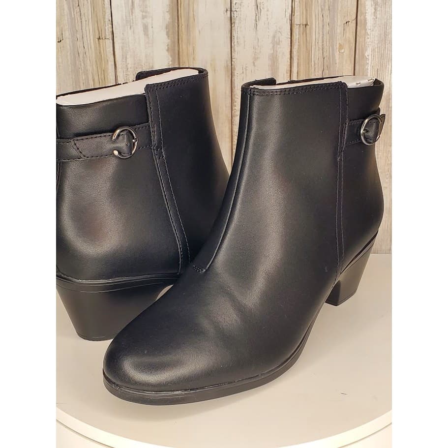 Clarks Women’s Emily 2 Belle Leather Ankle Boots - Size 9 M