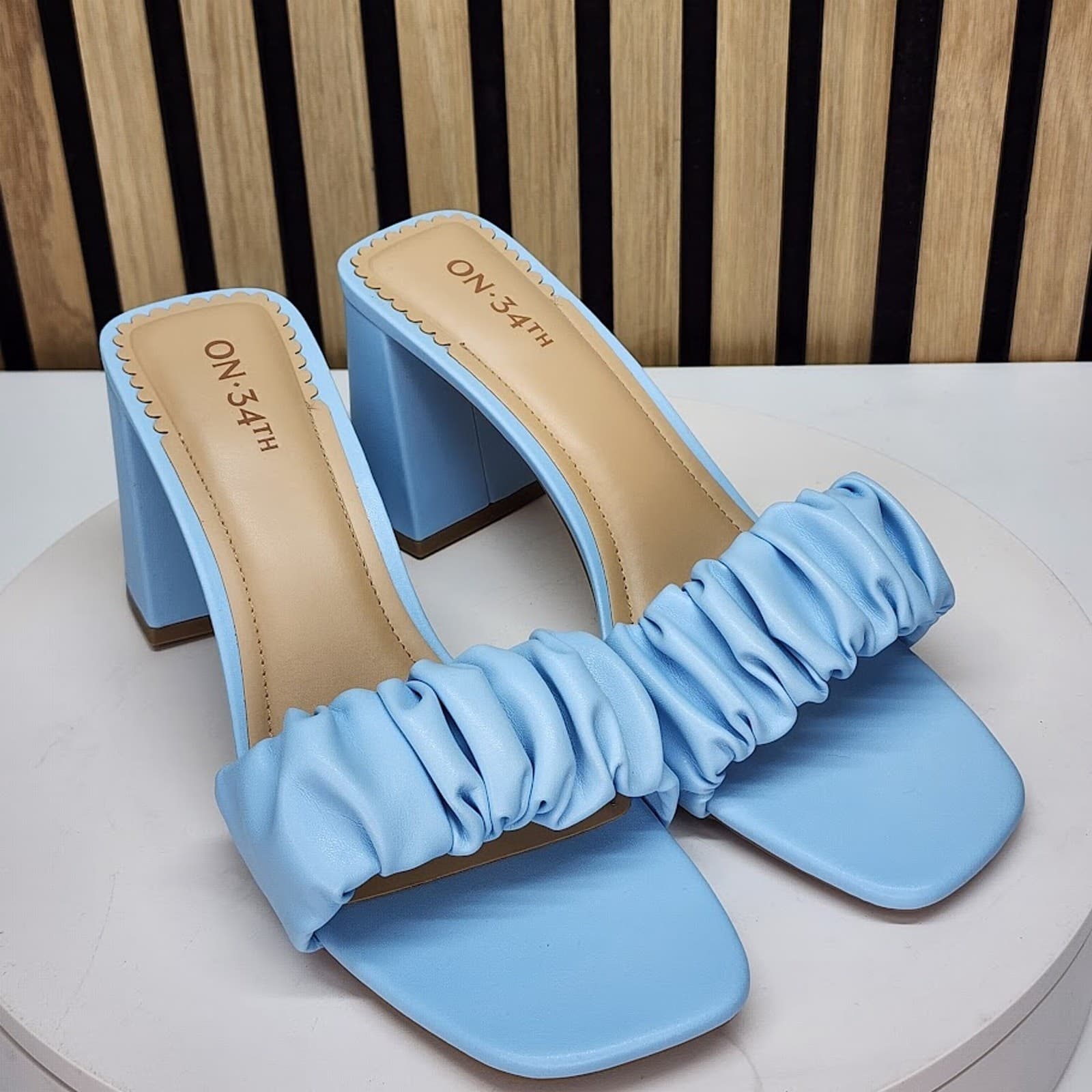 NEW - On 34th Salliee Women’s Dress Sandals Ruffle Block Heels Size 9