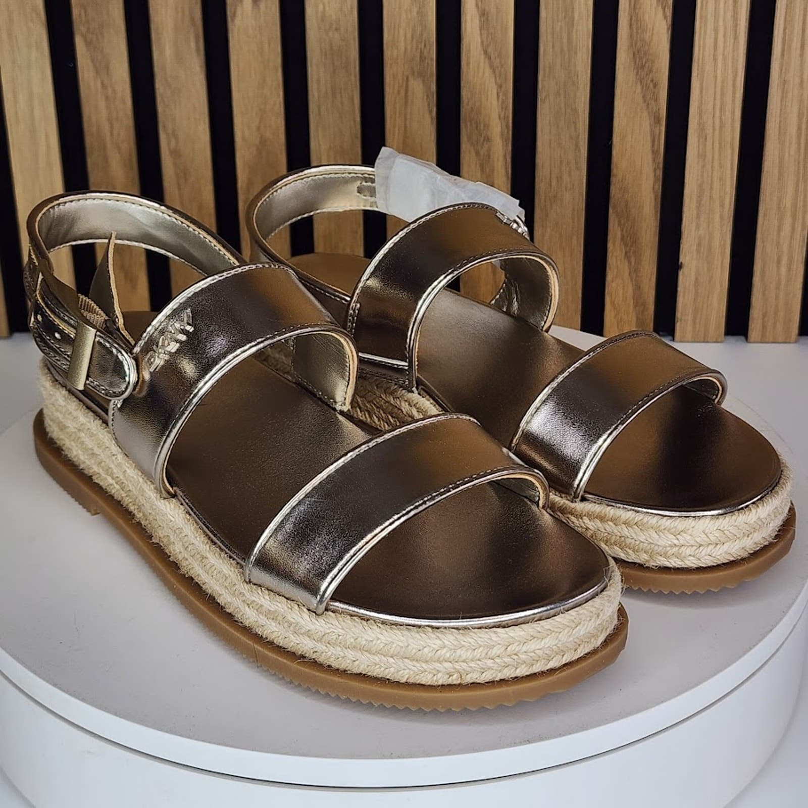 NEW - DKNY Bernae Women’s Slingback Sandals Champagne - Size 5.5 M