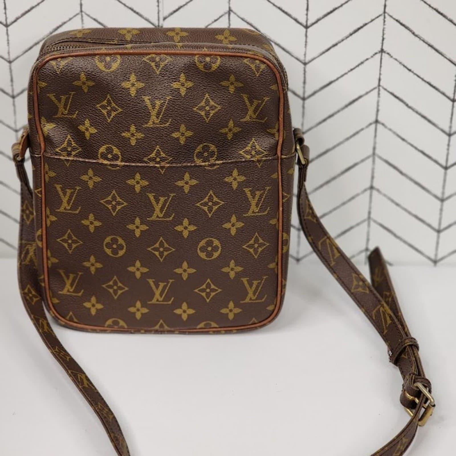Vintage Louis Vuitton Marceau Crossbody Shoulder Bag
