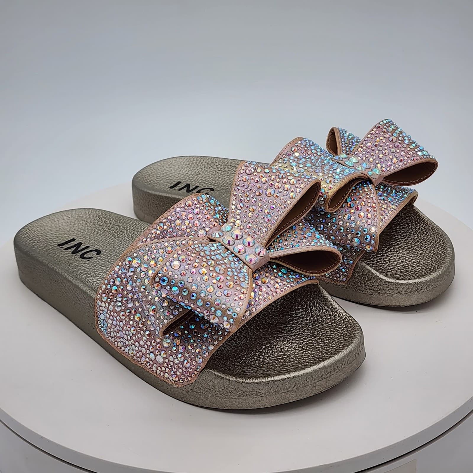 NEW - I.N.C. International Concepts Peymin76 AB Bow Rhinestone Slide Sandals 10M