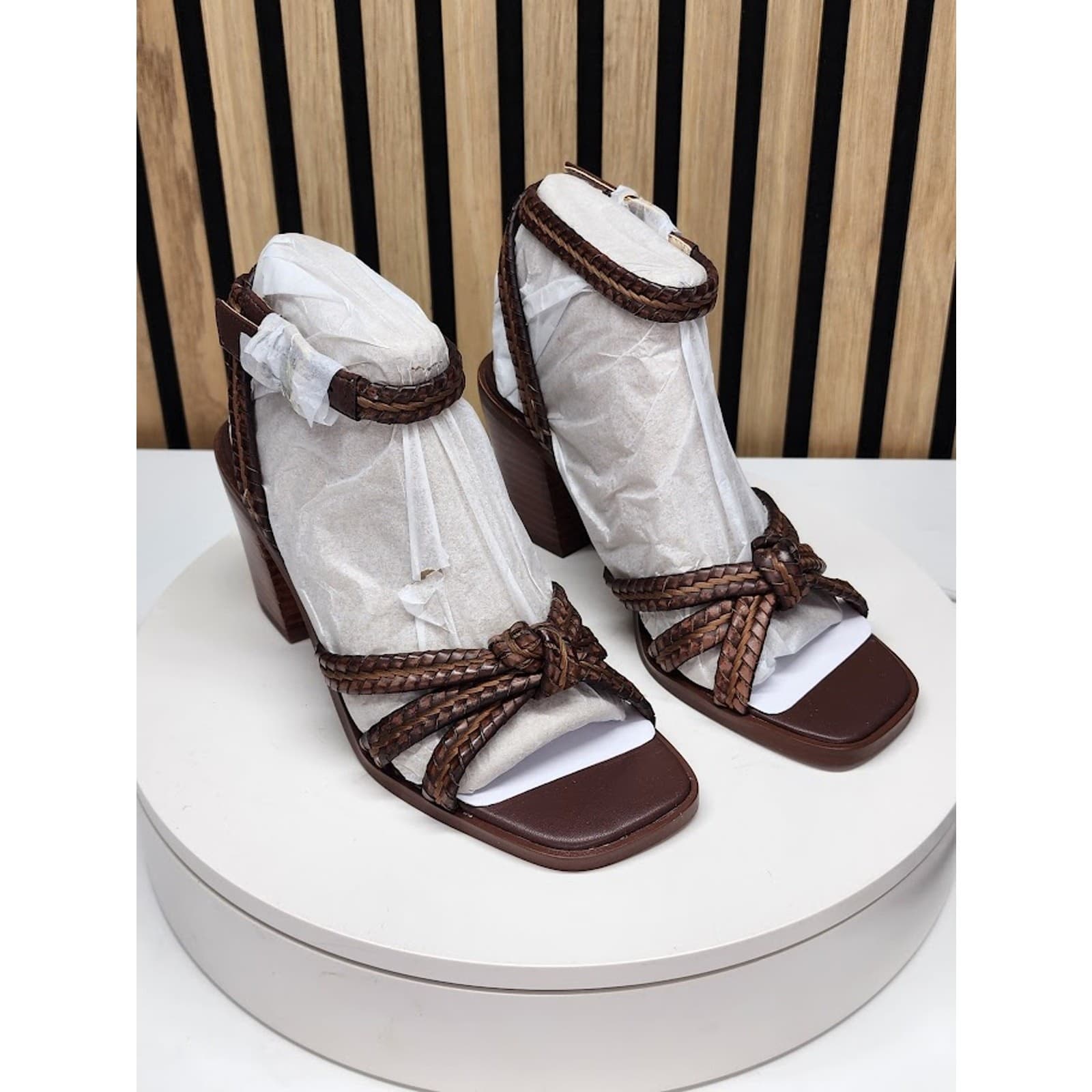 NEW - Giani Bernini Renaee Women’s Brown Woven Block Heel Sandals - Size 12 M