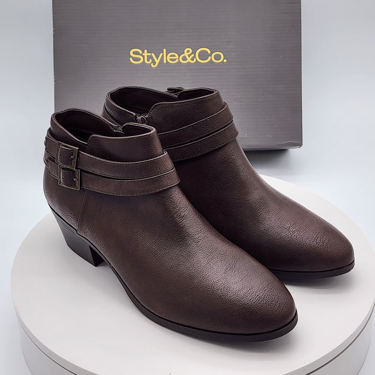 Style & Co Willaap Dark Roast Belted Block Heel Ankle Booties Women’s Size 8 M